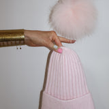 Après Cashmere Beanie With Pom Pom in Ballet