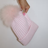 Après Cashmere Beanie With Pom Pom in Ballet