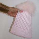 Après Cashmere Beanie With Pom Pom in Ballet
