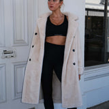 Willow Faux Fur Coat in Créme