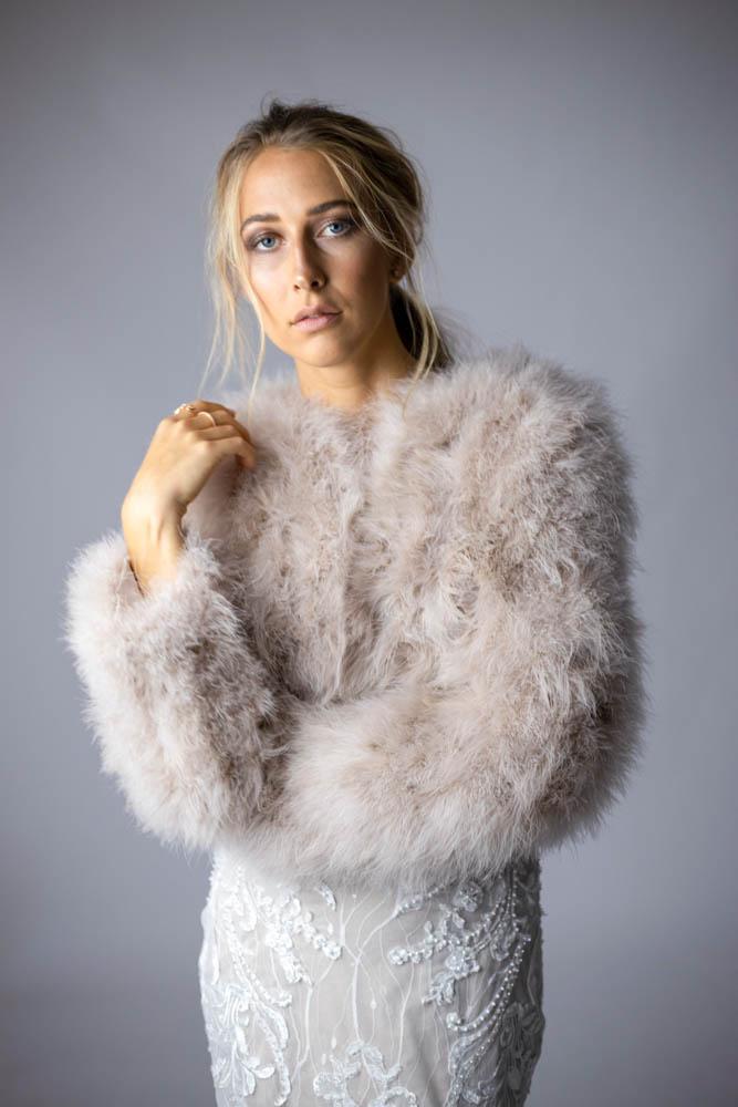 Valentina Feather Jacket Blush - Mode & Affaire