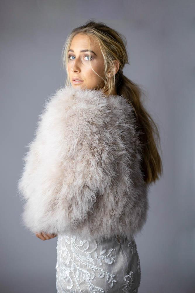 Valentina Feather Jacket Blush - Mode & Affaire