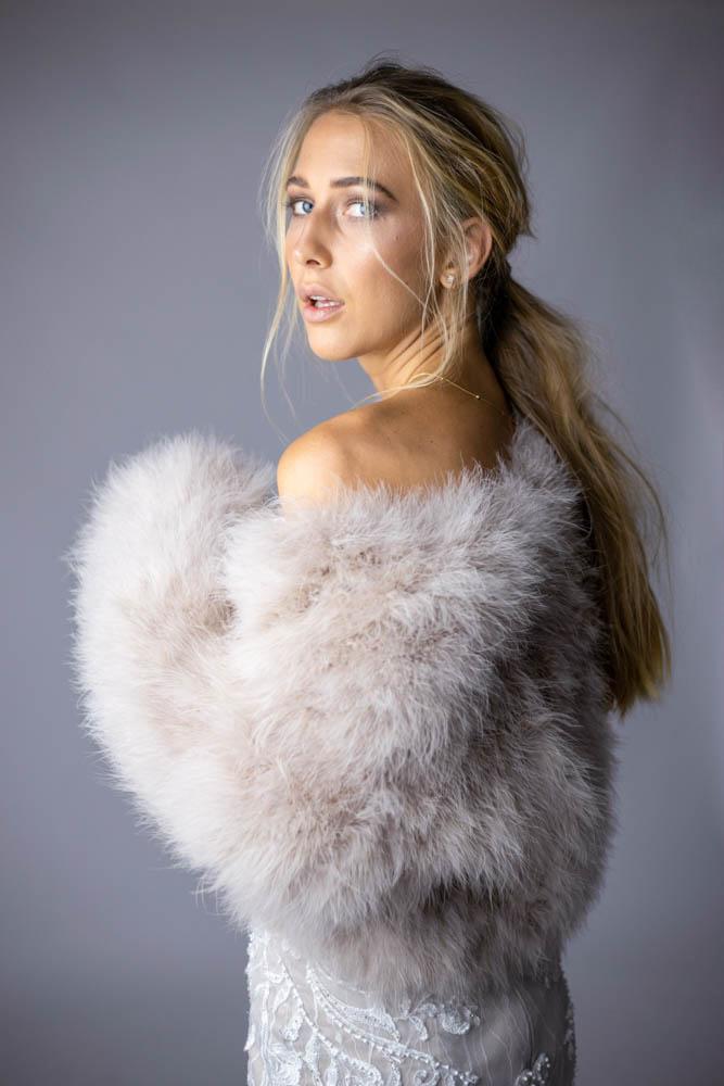 Valentina Feather Jacket Blush - Mode & Affaire
