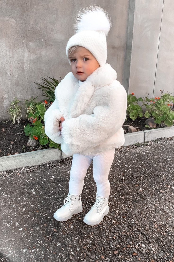 Mini Astrid Faux Coat in Snow - Mode & Affaire