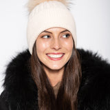 Angora Beanie Au Naturel - Mode & Affaire