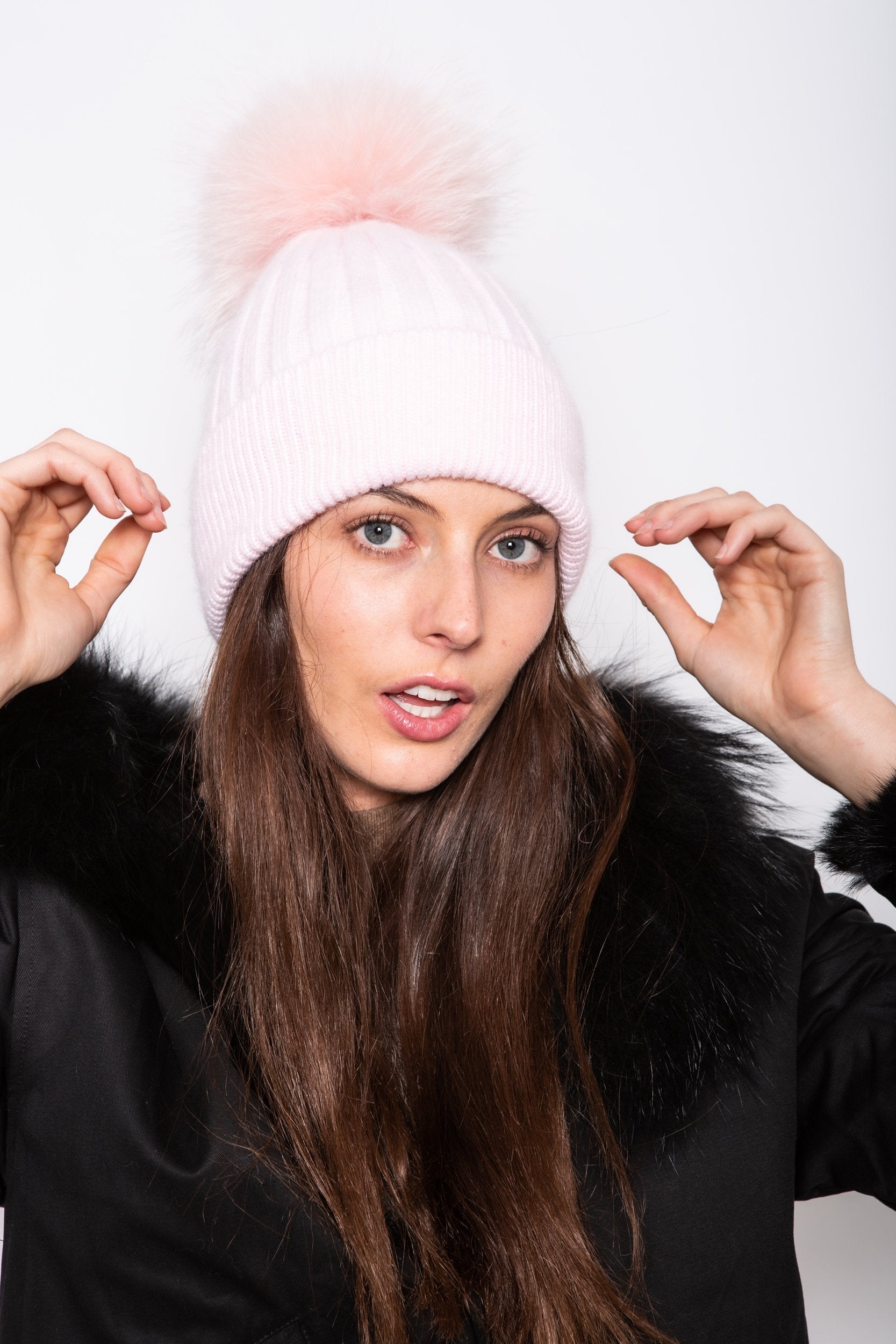Angora Beanie Ballet - Mode & Affaire