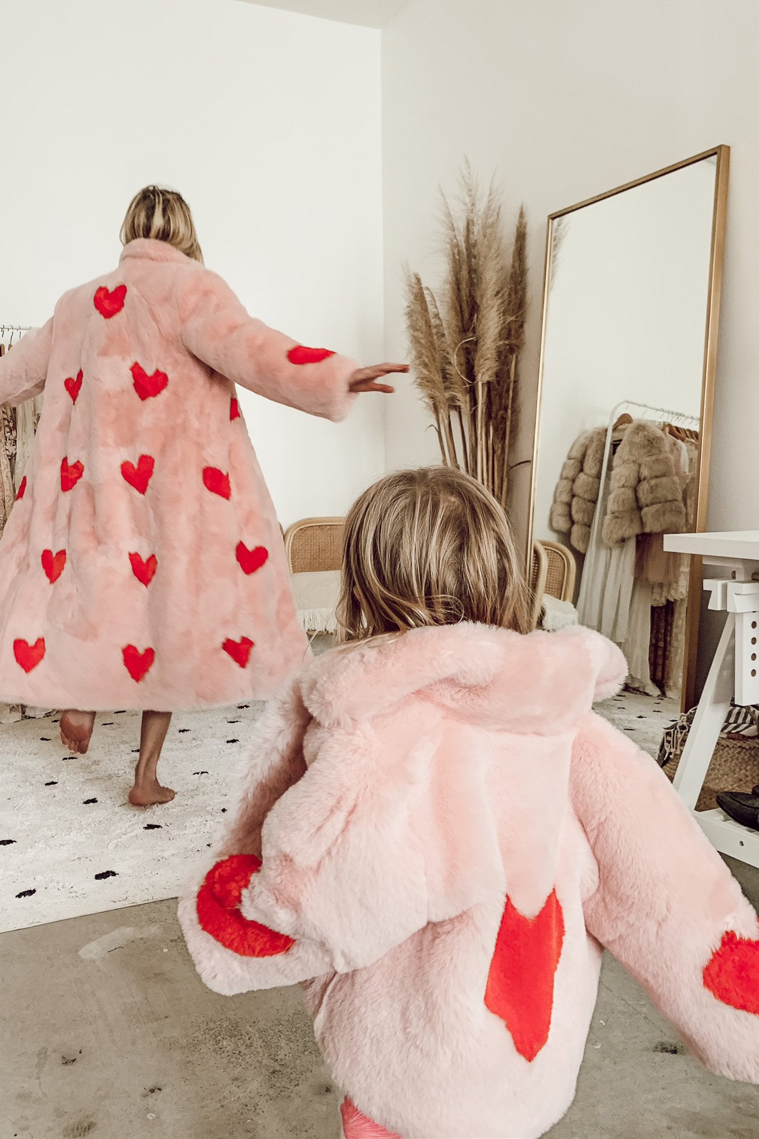 Queen Of Hearts Mini Faux Coat - Mode & Affaire