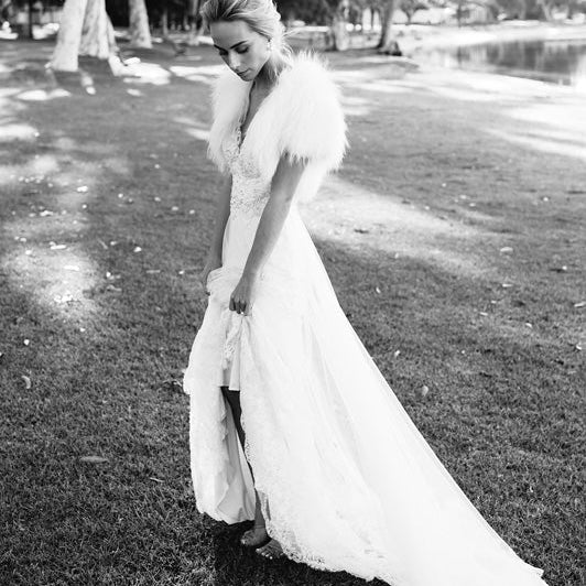 Coastal Glam: Bride Fashion in Hooray! Mag