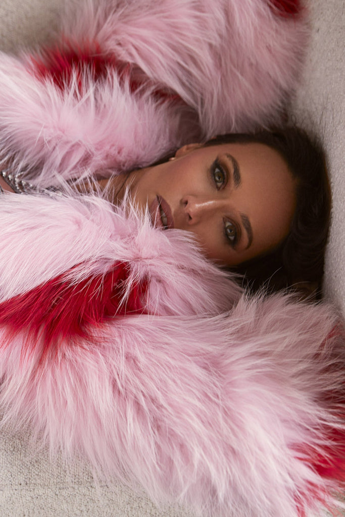 Queen Of Hearts Pink Fur Coat - Mode & Affaire