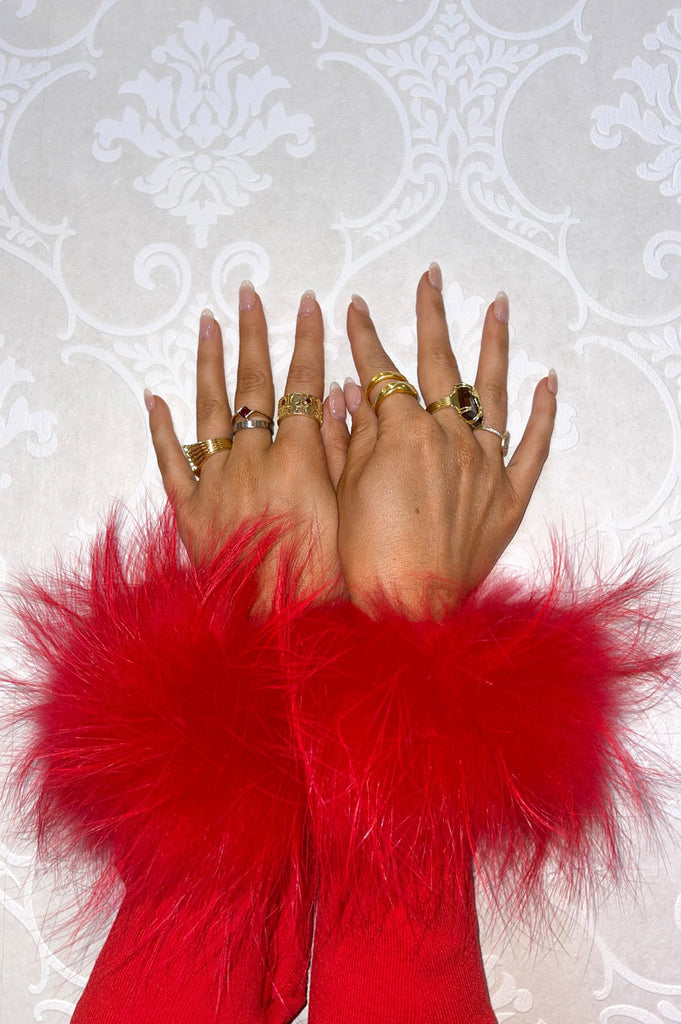 Mademoiselle Fur Cuffs Maraschino - Mode & Affaire