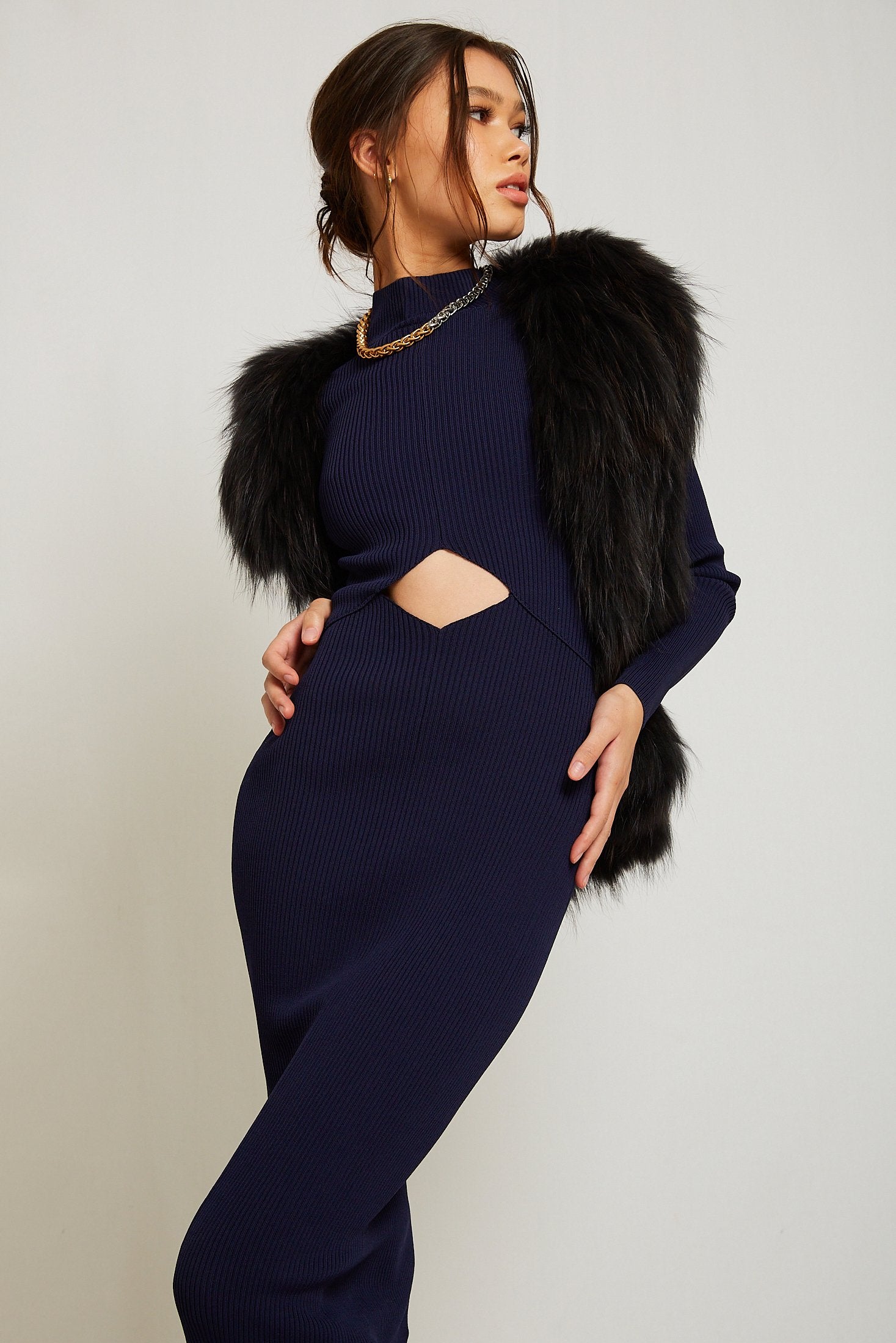 Sylvie Cropped Fur Vest in Onyx - Mode & Affaire