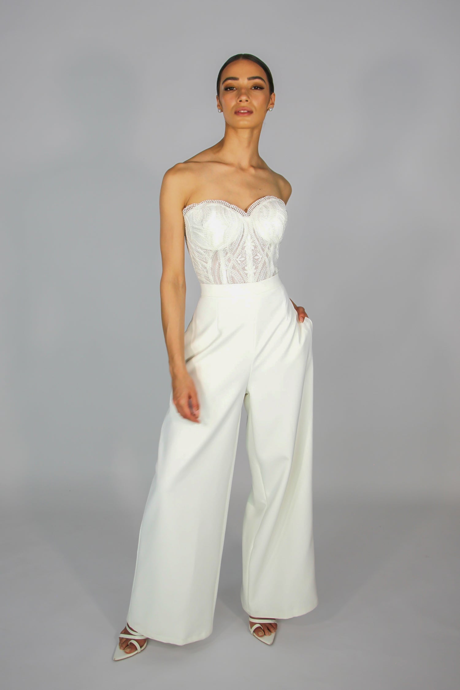 Classique Tailored Pant in White - Mode & Affaire