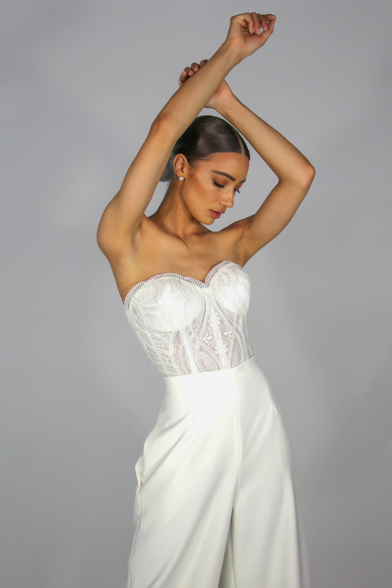 Classique Tailored Pant in White - Mode & Affaire