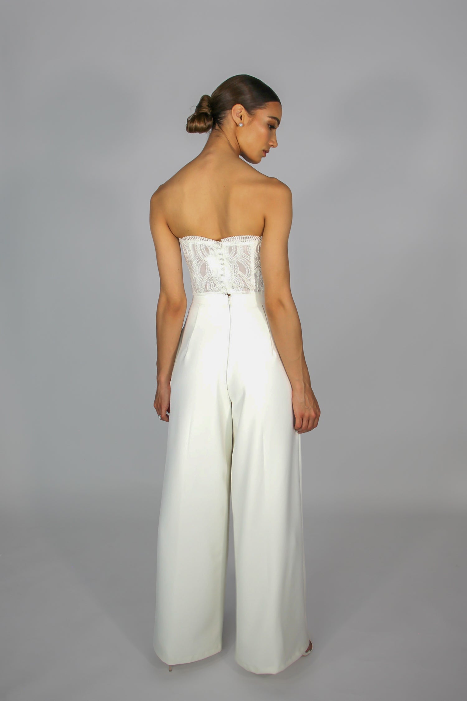 Classique Tailored Pant in White - Mode & Affaire